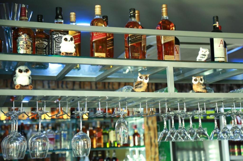 Uptown Hotel Yangon Dış mekan fotoğraf